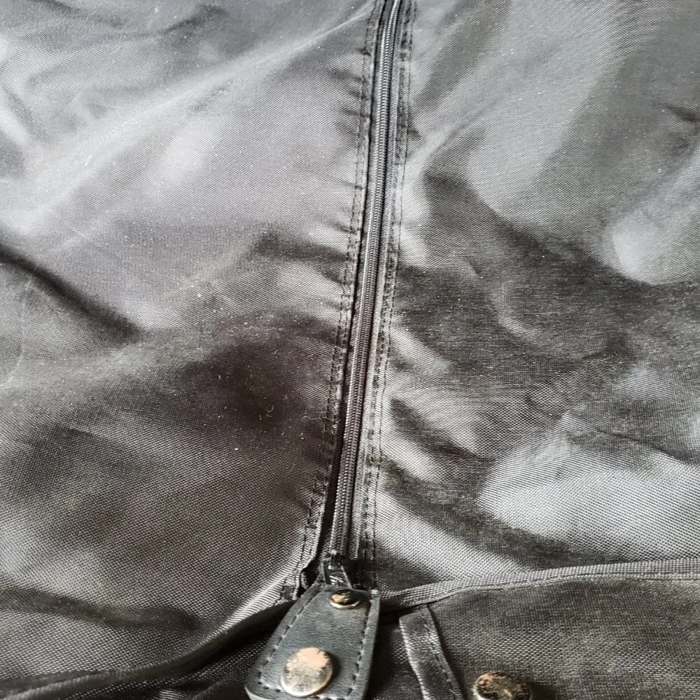 Garment Bag Large Suit Travel Bag for Men Our Women Carry On